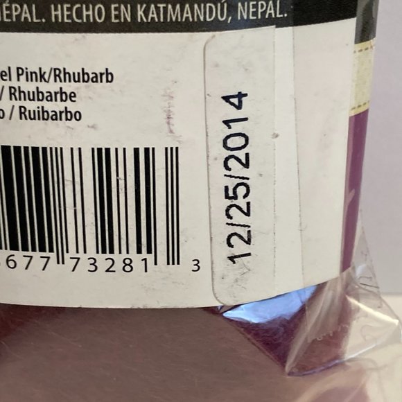 24 Dimensions FeltWorks 100% Wool Roving 0.25oz Pastel Pink Rhubarb Crafts - Picture 10 of 14